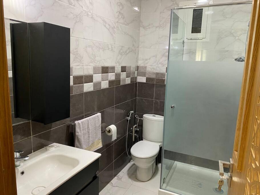 Lovely 4-Bedroom Condo With Pool 拉巴特 外观 照片