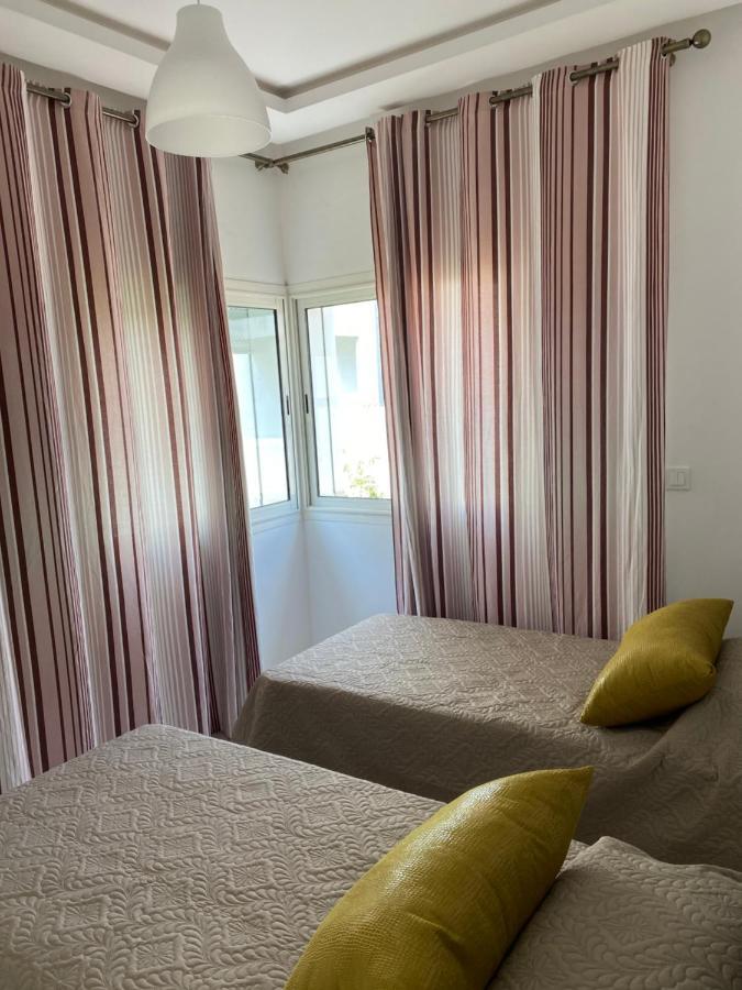 Lovely 4-Bedroom Condo With Pool 拉巴特 外观 照片